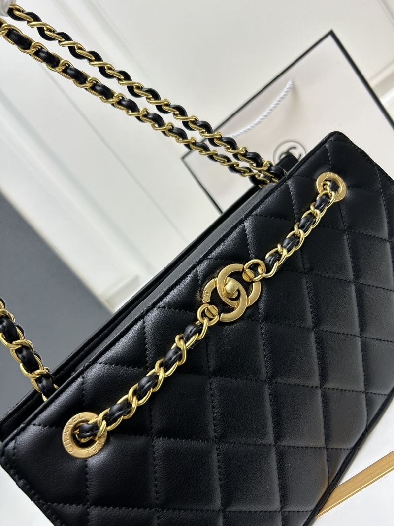 Ch**el wallet purse